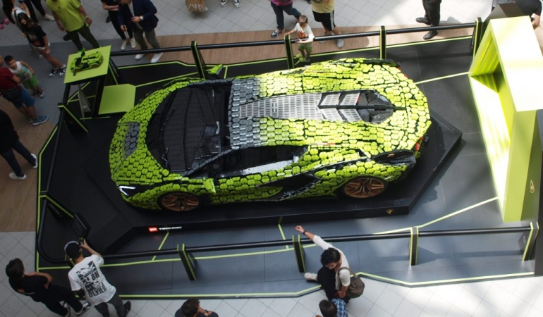 LEGO® Technic™ 1/1 Lamborghini Sián FKP 37 modeli İstanbul’da