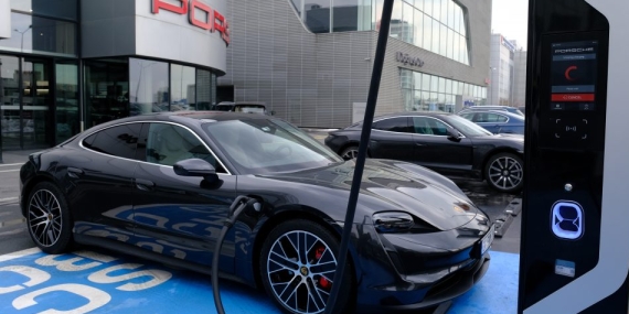 Porsche, Türkiye’nin ilk batarya onarım merkezini açtı