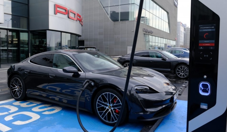 Porsche, Türkiye’nin ilk batarya onarım merkezini açtı