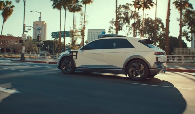 Hyundai IONIQ 5 Robotaxi Konseptiyle Hayaller Gerçeğe Dönüşüyor