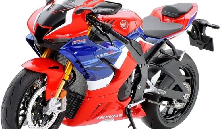 Türkiye’de sattığı 500.000 motosikletle 7 yıldır pazarın lideri HONDA