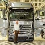 Mercedes_Benz_Turk_320_bininci_kamyon_automotuber