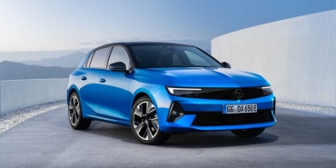 Opel_Astra_e_automotuber_3