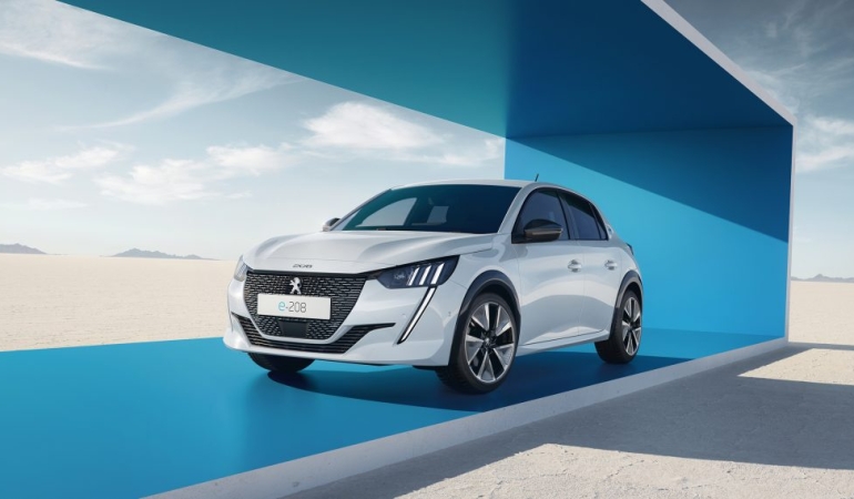 Peugeot elektrifikasyon dönüşümüne 2023 yılında hız katmayı planlıyor
