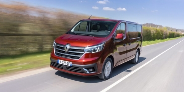 Renault_Trafic_Combi_automotuber