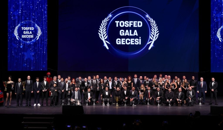 TOSFED Gala Gecesi’nde 2022 şampiyonları kupalarına kavuştu