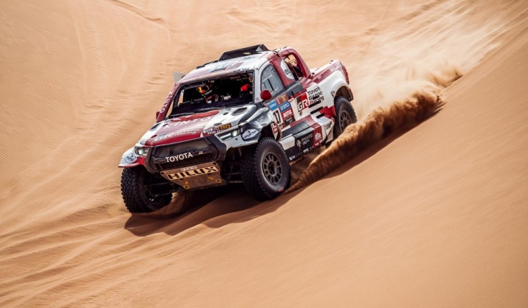 Toyota, 2023 Dakar Rallisi’nde fırtına gibi esti