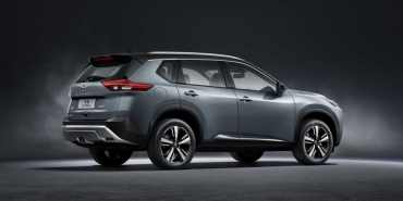 Best_Large_SUV_Nissan_X_Trail_WWCOTY_automotuber_2023_2