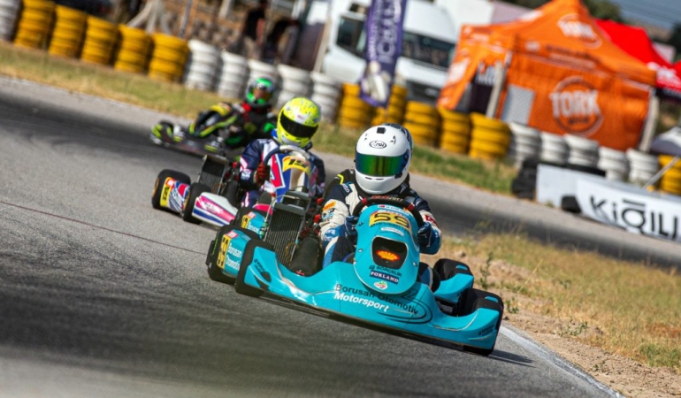 Türkiye Karting Şampiyonası 4. ayağı Uşak’ta nefes kesti