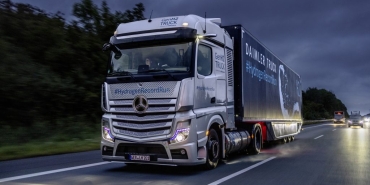 23DT145_Mercedes_automotuber