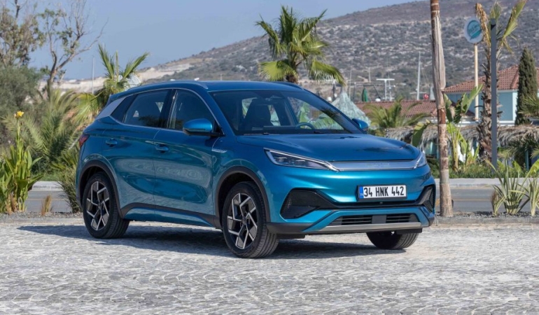 BYD Türkiye’deki ilk modeli olan ATTO 3’ü yollara çıkardı