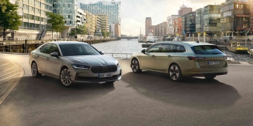 Skoda_Superb_automotuber_01