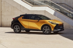 yeni_Toyota_C_HR_automotuber_1