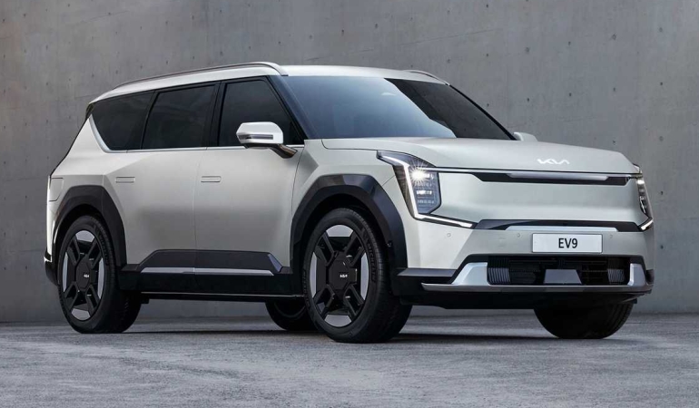 Kia EV9 ‘2024 Yılın Otomobili’ finalisti oldu