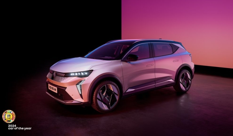 Tamamen Elektrikli Renault Scenic E-TECH Yılın Otomobili Seçildi