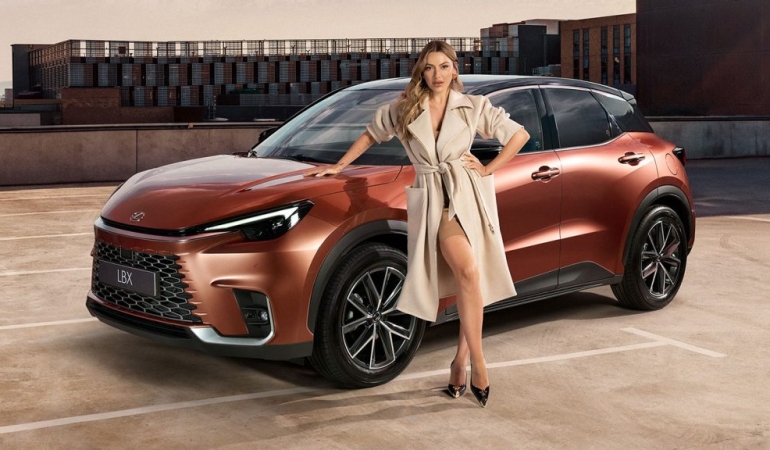 Lexus’un Premium B-SUV’u Yeni LBX Türkiye’de