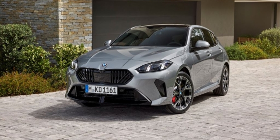 Yeni BMW 120 Türkiye’de satışa sunuldu