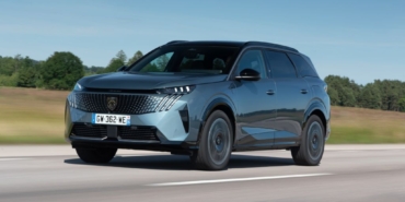 YENİ_PEUGEOT_E5008_automotuber