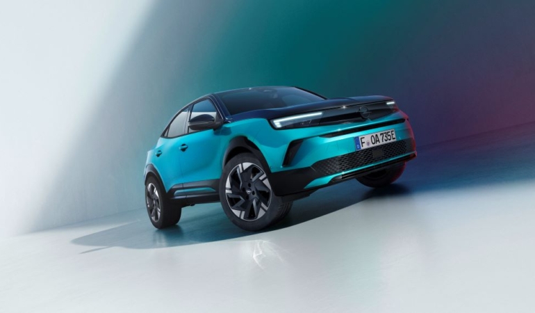 Yenilenen Opel Mokka Türkiye’de satışa sunuldu