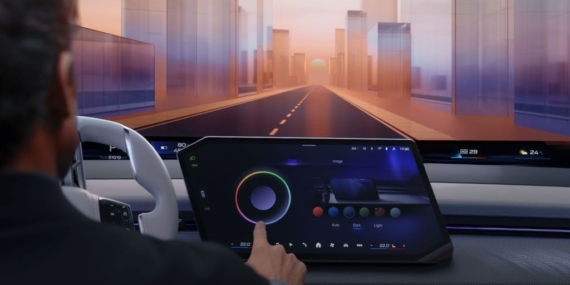Yeni BMW Panoramic iDrive ve BMW İşletim Sistemi X tanıtıldı