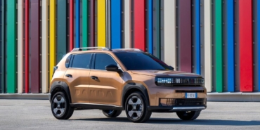 Yeni_Fiat_Grande_Panda_hibrit_automotuber_com_2