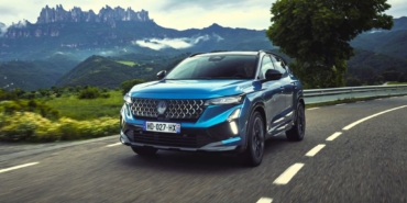 automotuber_New_Renault_Austral_Esprit_Alpine_Ultramarine_Blue