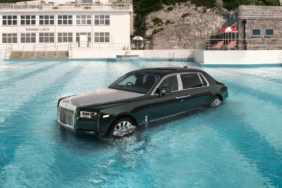 automotuber_RollsRoycePhantom_Music_2025
