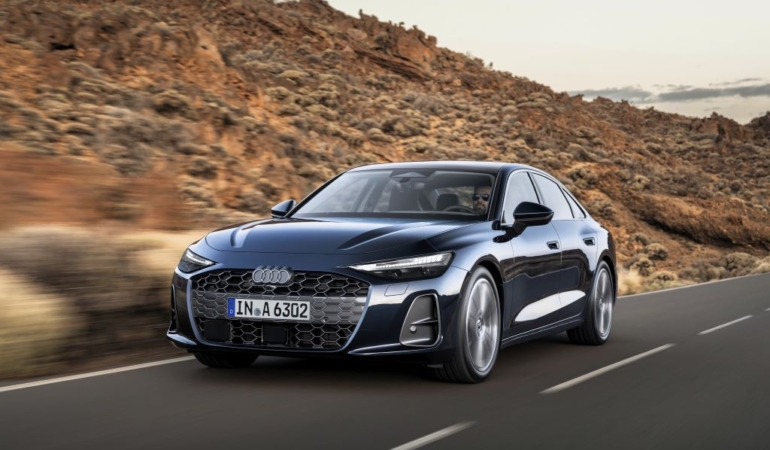 Audi_A6_sedan_premium_automotuber_2025_13